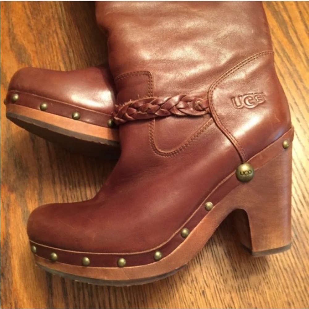 Vintage looking Ugg boots